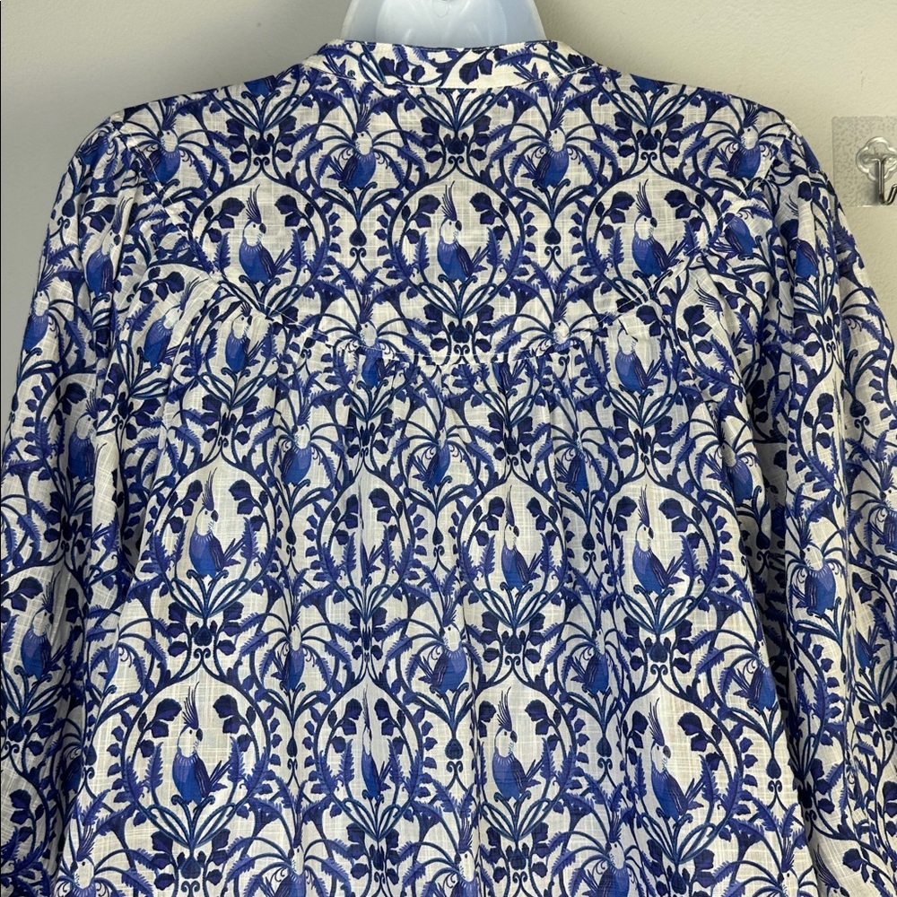 NEW Anthropologie Maeve Cockatoo Bird Blouse Button Front Shirt Balloon Sleeve M - Picture 11 of 16